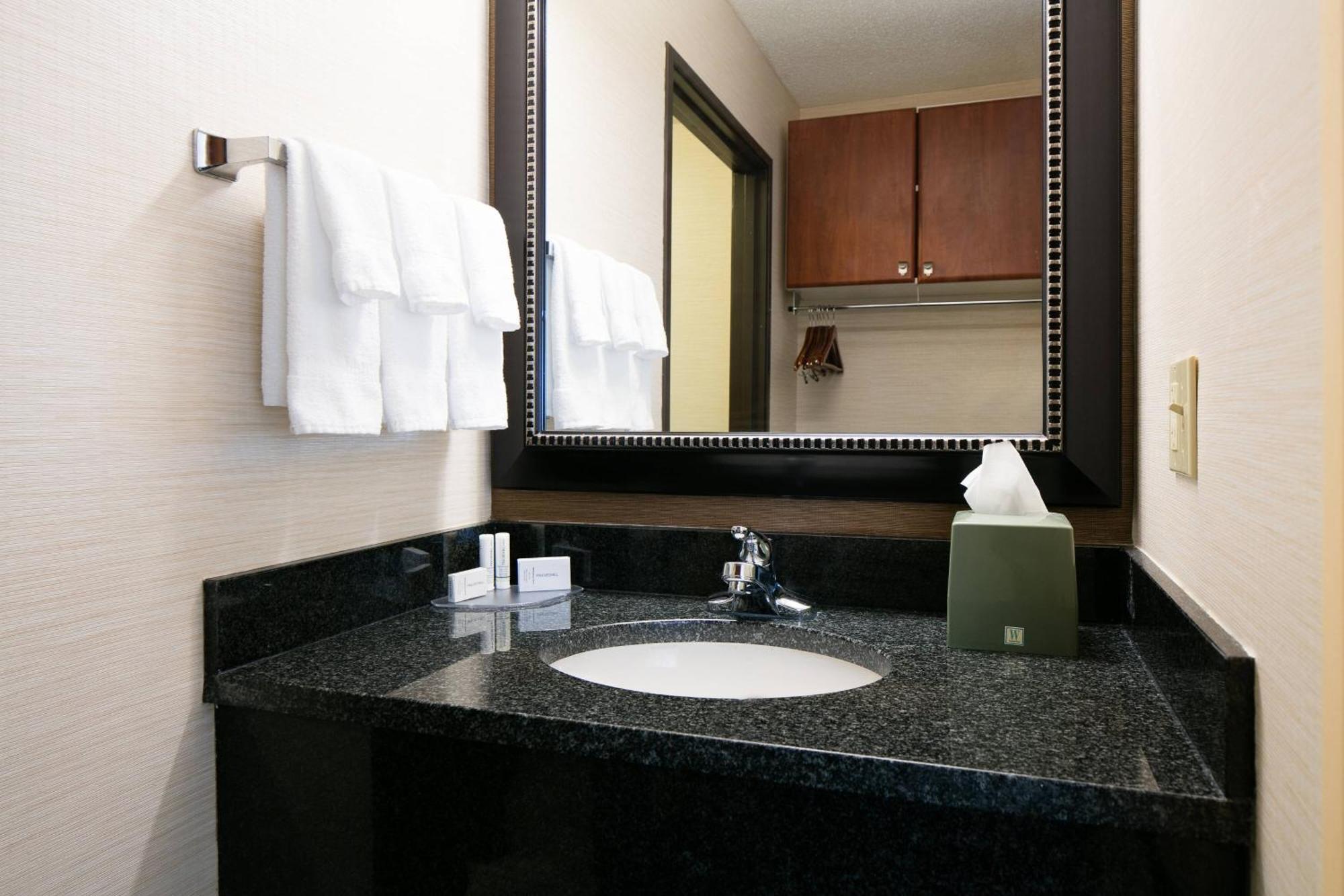Fairfield Inn & Suites Kansas City Airport Exterior foto