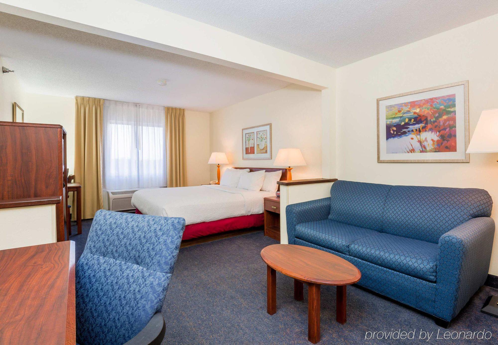 Fairfield Inn & Suites Kansas City Airport Exterior foto