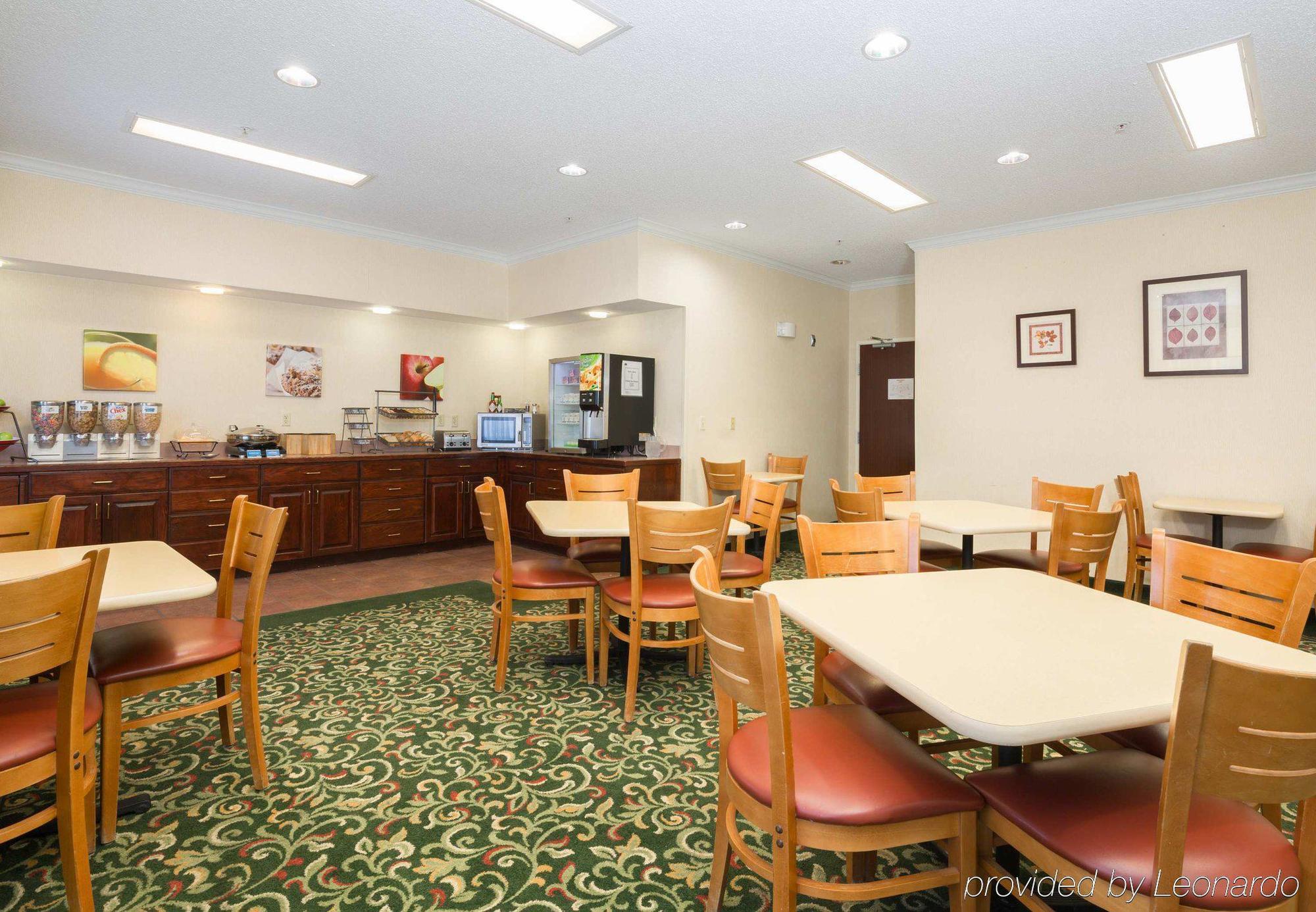 Fairfield Inn & Suites Kansas City Airport Exterior foto