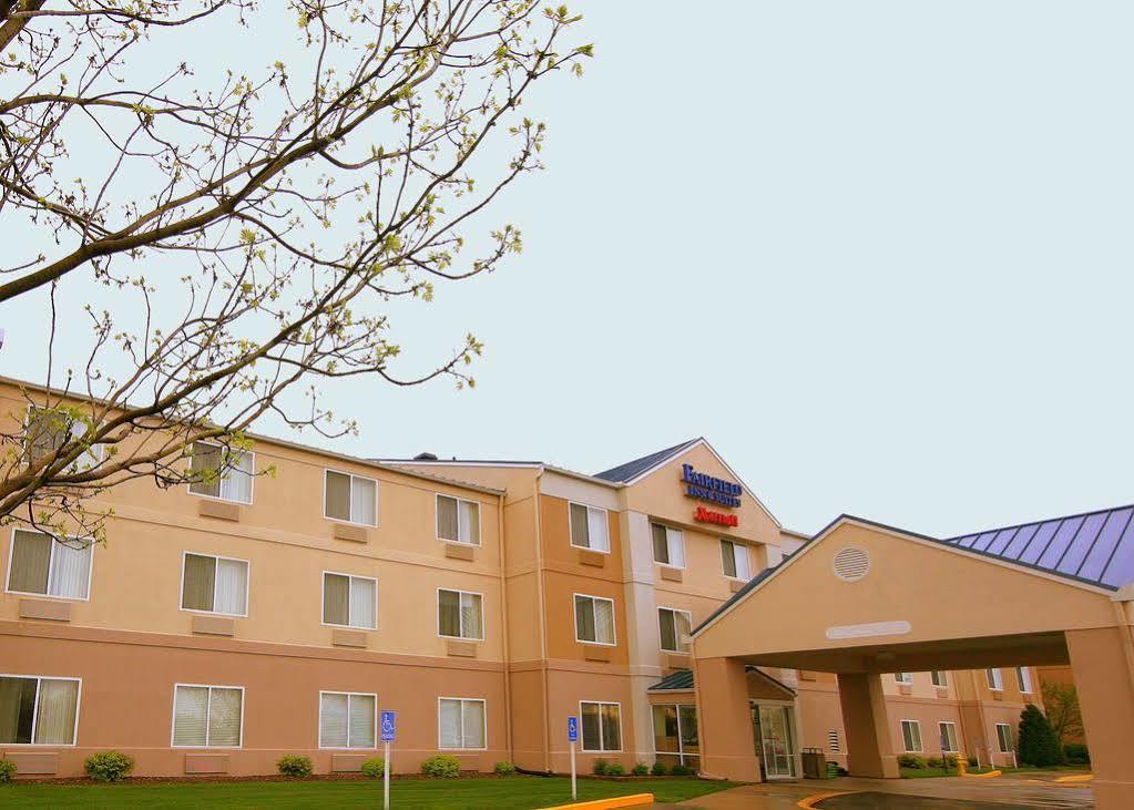 Fairfield Inn & Suites Kansas City Airport Exterior foto